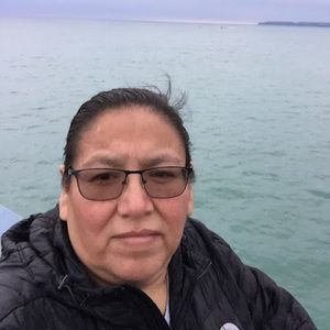 Meet your Posher, Lora lee